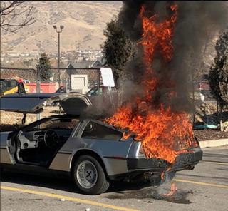 Illustration for article titled Why People Are Asking Questions About That Bizarre Viral DeLorean Fire